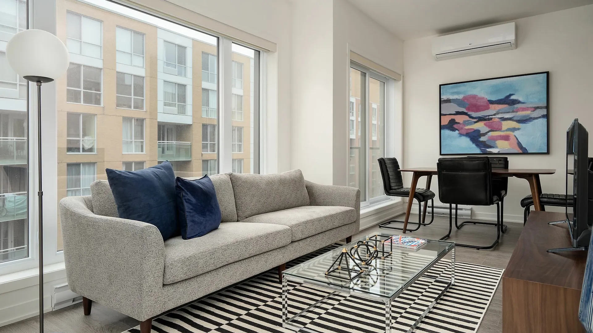 Simple 1Br In Quartier Des Spectacles By Sonder Apartment Montreal